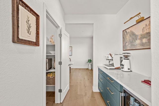 1469 Minories Dr, Plumas Lake, CA 95961