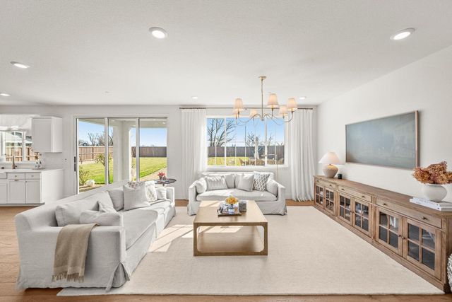 1469 Minories Dr, Plumas Lake, CA 95961