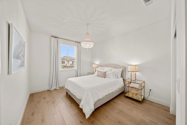 1469 Minories Dr, Plumas Lake, CA 95961