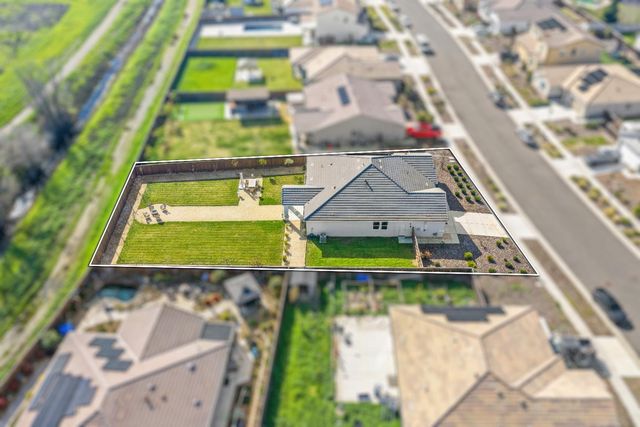 1469 Minories Dr, Plumas Lake, CA 95961