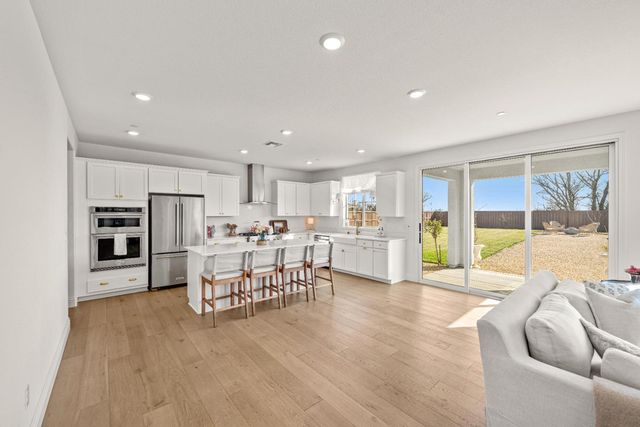 1469 Minories Dr, Plumas Lake, CA 95961