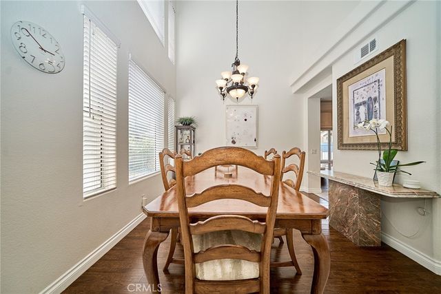 1048 Explanada Street 101, Corona, CA 92879
