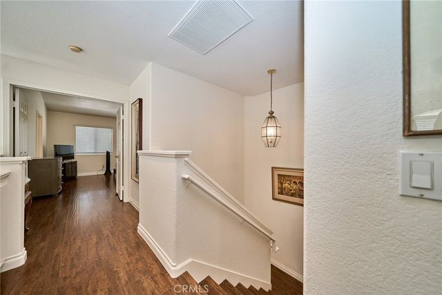 1048 Explanada Street 101, Corona, CA 92879