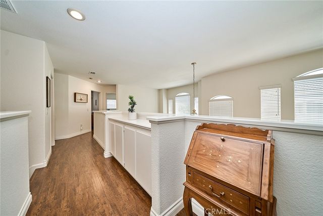 1048 Explanada Street 101, Corona, CA 92879