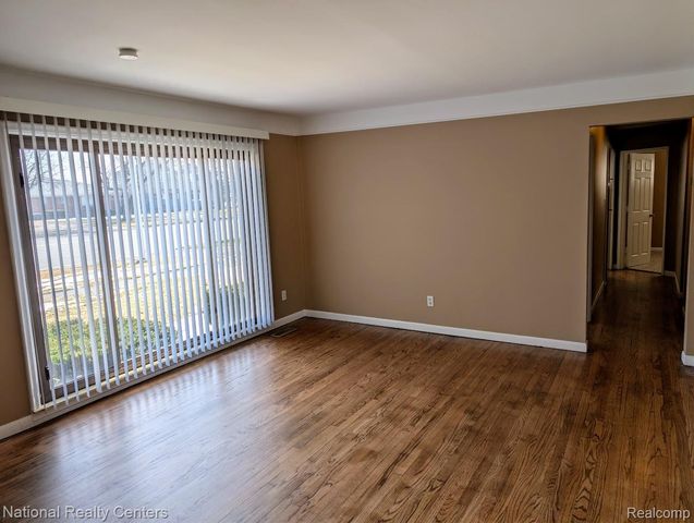 8849 Merriman Road, Livonia, MI 48150