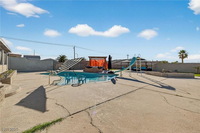 431 North Fogg Street, Las Vegas, NV 89110