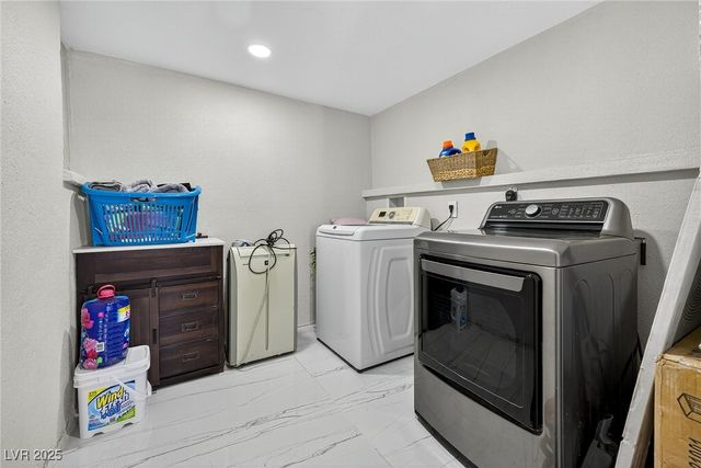 431 North Fogg Street, Las Vegas, NV 89110