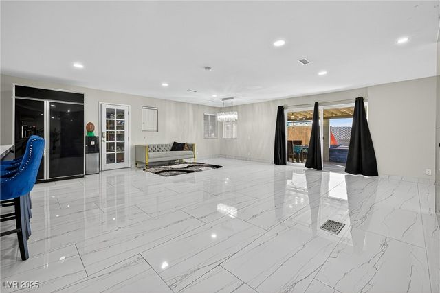 431 North Fogg Street, Las Vegas, NV 89110