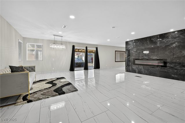 431 North Fogg Street, Las Vegas, NV 89110