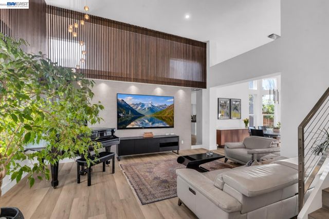 216 Elder Ct, San Ramon, CA 94582