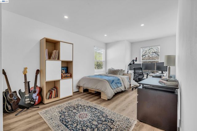 216 Elder Ct, San Ramon, CA 94582