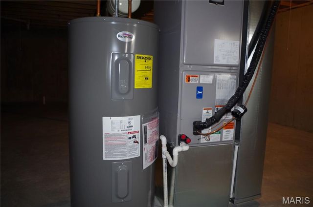 115 Schulze Drive, Troy, MO 63379