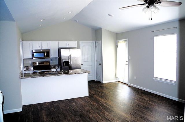 115 Schulze Drive, Troy, MO 63379