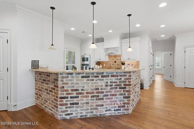 4282 Berlin Drive, Jackson, MS 39211