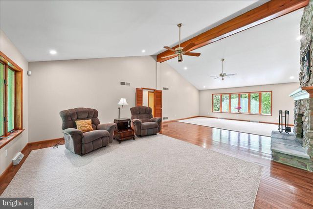 322 BUTTONWOOD RD, Landenberg, PA 19350
