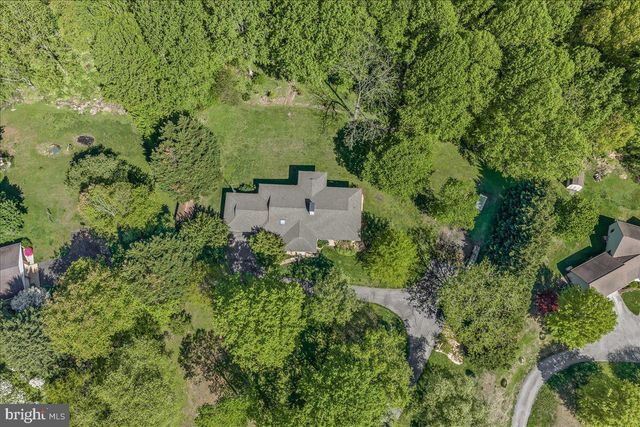 322 BUTTONWOOD RD, Landenberg, PA 19350