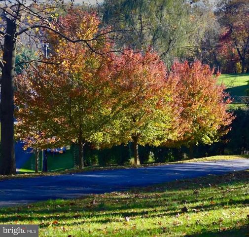 322 BUTTONWOOD RD, Landenberg, PA 19350