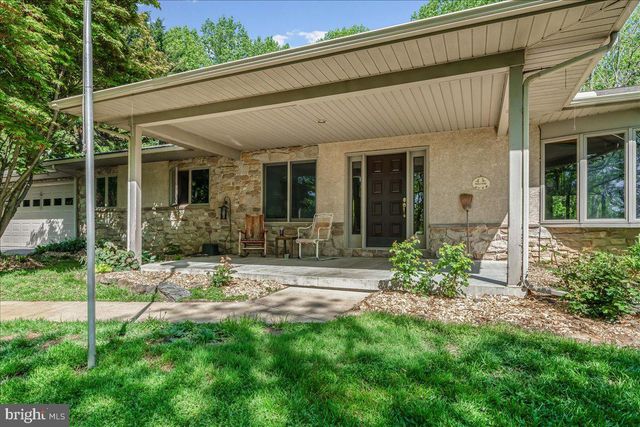 322 BUTTONWOOD RD, Landenberg, PA 19350