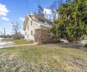 9296 6 Mile Road, Salem Twp, MI 48168