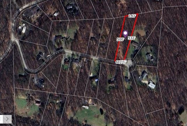 121 Helga Dr, Clay Twp, PA 16061