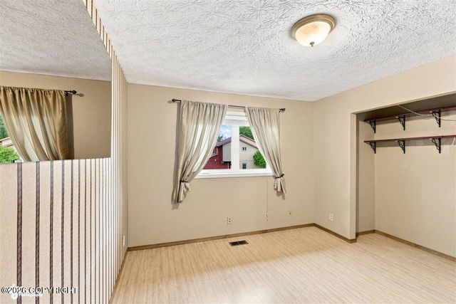 3236 Orion Circle, Anchorage, AK 99517