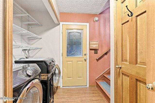 3236 Orion Circle, Anchorage, AK 99517