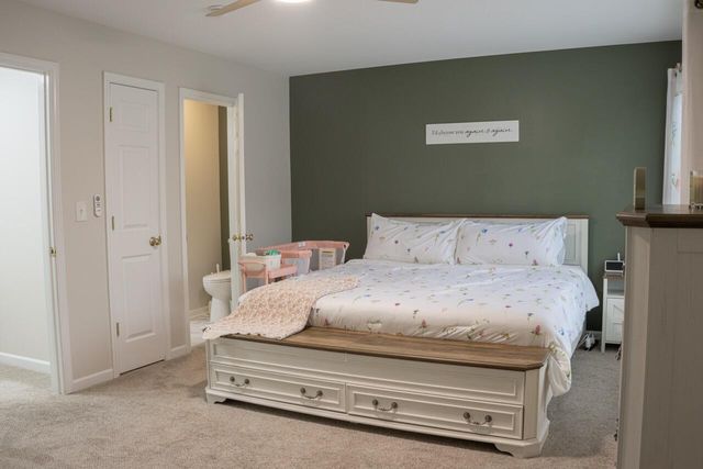 369 S Boo Road C, Burns Harbor, IN 46304