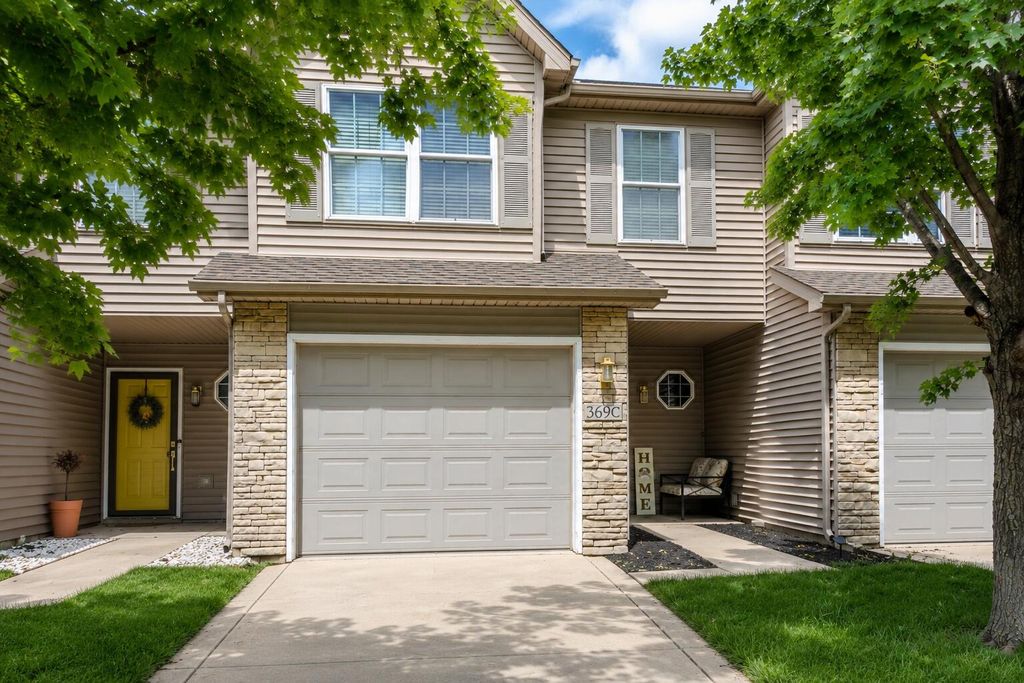 369 S Boo Road C, Burns Harbor, IN 46304