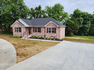 20 Scenic Ln, Hartsville, TN 37074