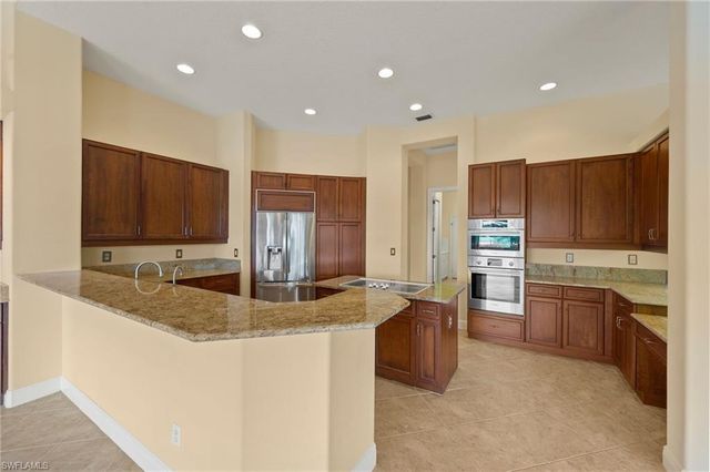527 TERRACINA WAY, Naples, FL 34119