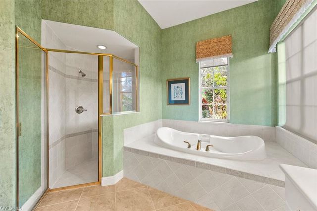 527 TERRACINA WAY, Naples, FL 34119