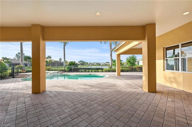 527 TERRACINA WAY, Naples, FL 34119