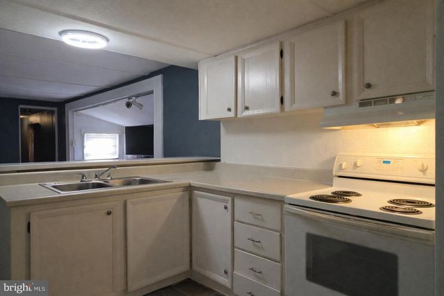 205 W HIGH ST W, Sharpsburg, MD 21782