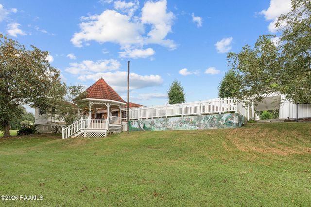 1907 Teche Drive, Breaux Bridge, LA 70517