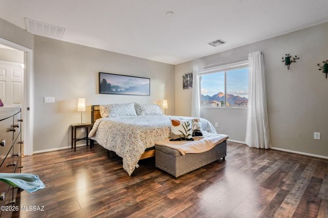 1251 W Molinetto Drive, Oro Valley, AZ 85737