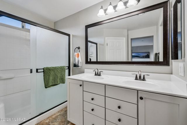 1251 W Molinetto Drive, Oro Valley, AZ 85737