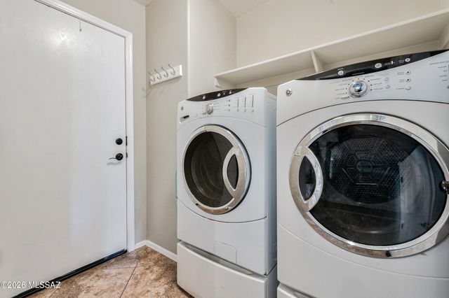 1251 W Molinetto Drive, Oro Valley, AZ 85737