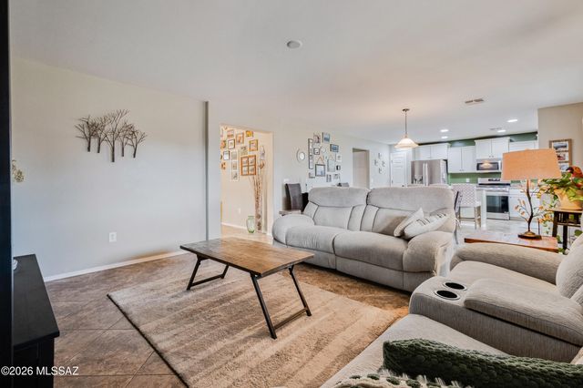 1251 W Molinetto Drive, Oro Valley, AZ 85737