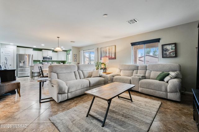 1251 W Molinetto Drive, Oro Valley, AZ 85737