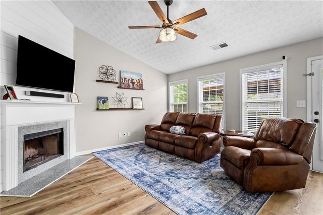 2062 Ridgestone Landing SW, Marietta, GA 30008