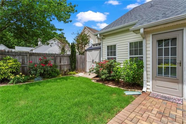 2062 Ridgestone Landing SW, Marietta, GA 30008