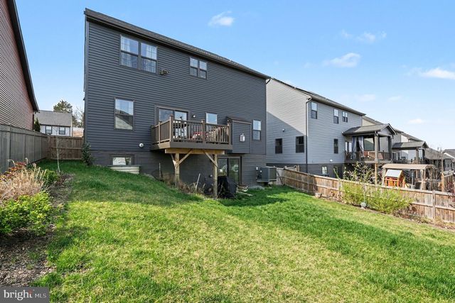 1103 CITY VIEW LN, Fredericksburg, VA 22401