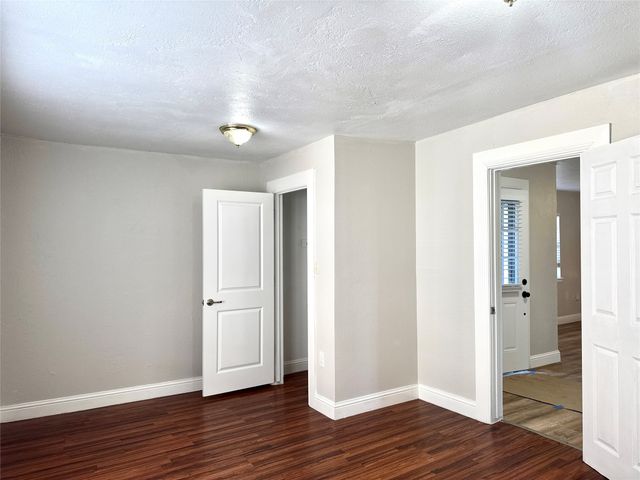 4517 Sherwood Drive, Mesquite, TX 75150