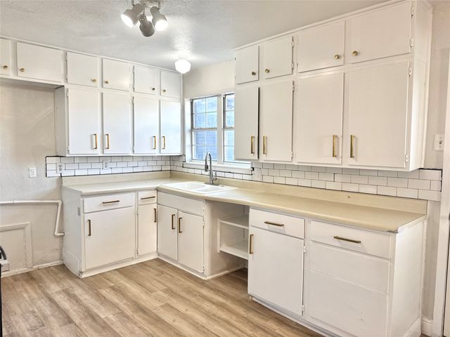 4517 Sherwood Drive, Mesquite, TX 75150