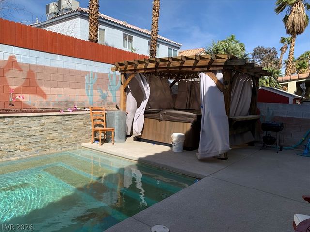 9228 Sangria Lane, Las Vegas, NV 89147