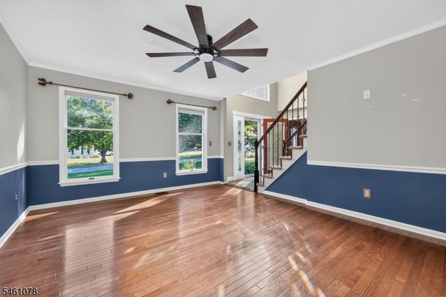 2 Saint Andrews Dr, Washington Twp., NJ 07882