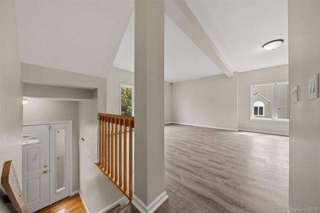 60 Rockridge Drive, Highland Mills, NY 10930
