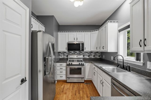 60 Rockridge Drive, Highland Mills, NY 10930