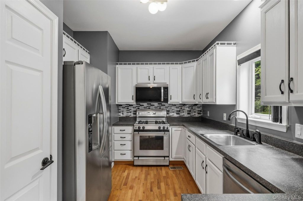 60 Rockridge Drive, Highland Mills, NY 10930 — photo 3