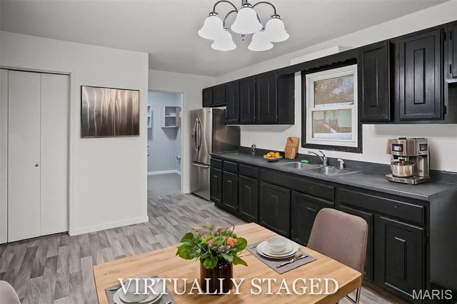 106 Lyndel, Pleasant Hill, IL 62366